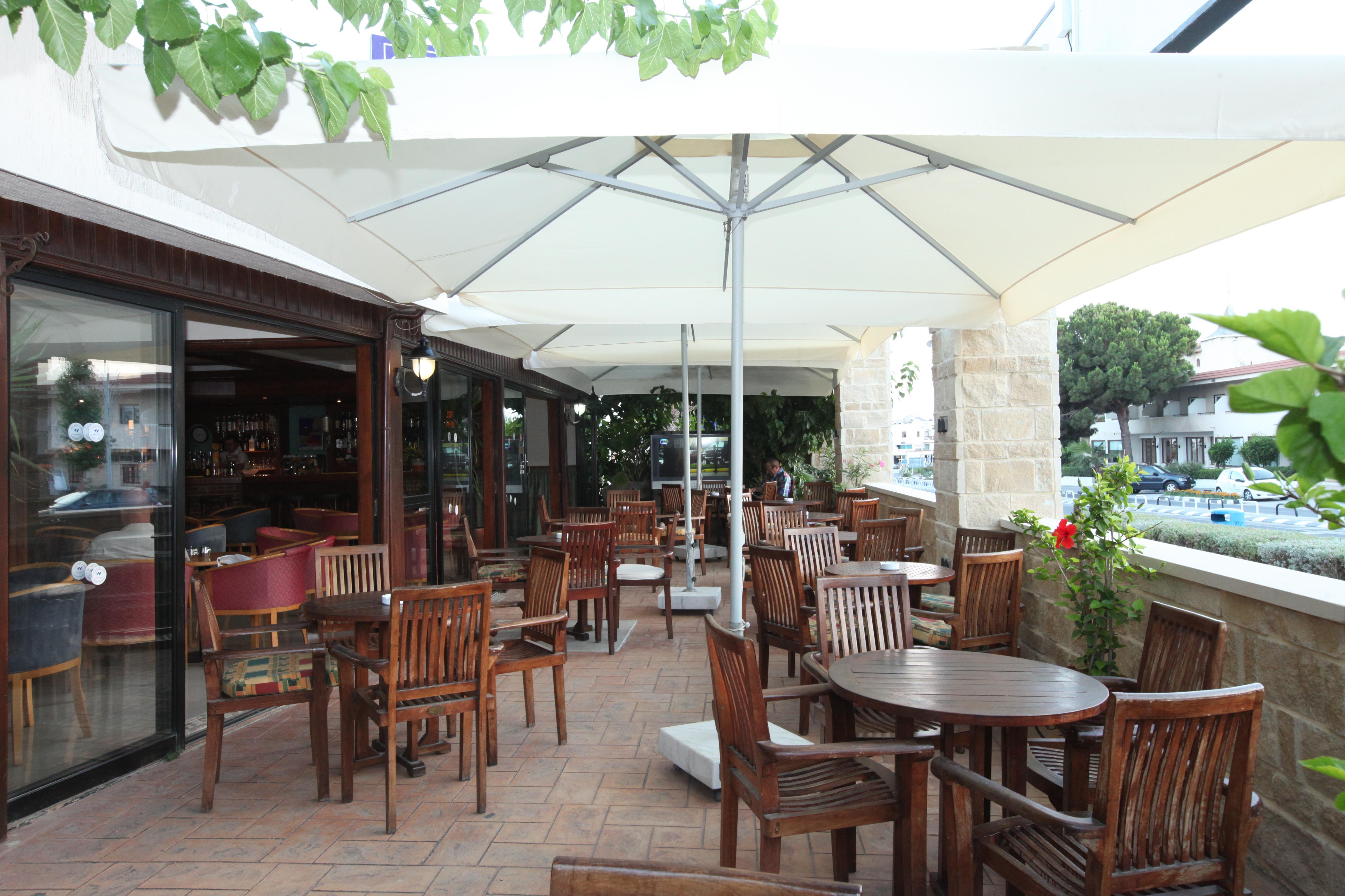 Veronica Hotel Paphos Exterior photo