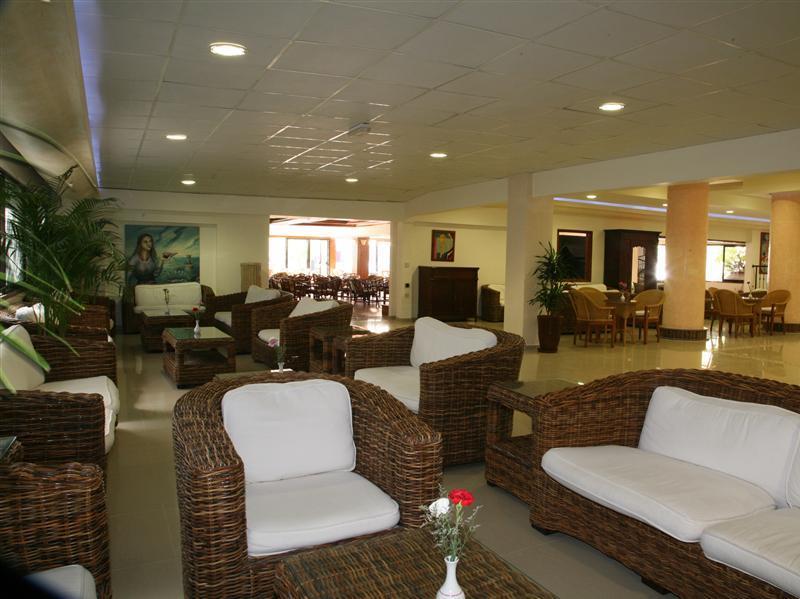 Veronica Hotel Paphos Exterior photo