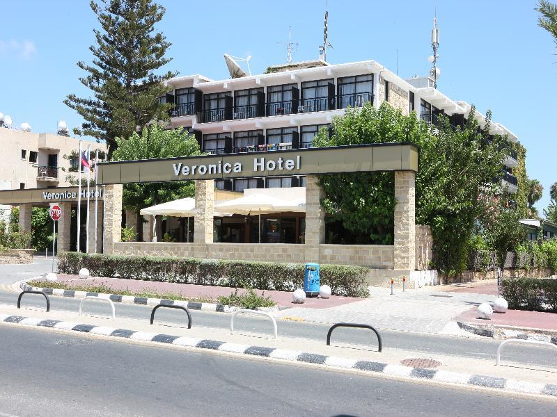 Veronica Hotel Paphos Exterior photo